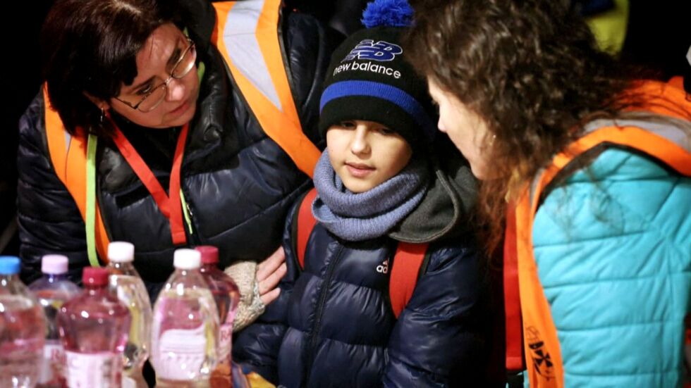 След 4 дни път: Вижте как 11-годишното украинче стигна самò до словашката граница