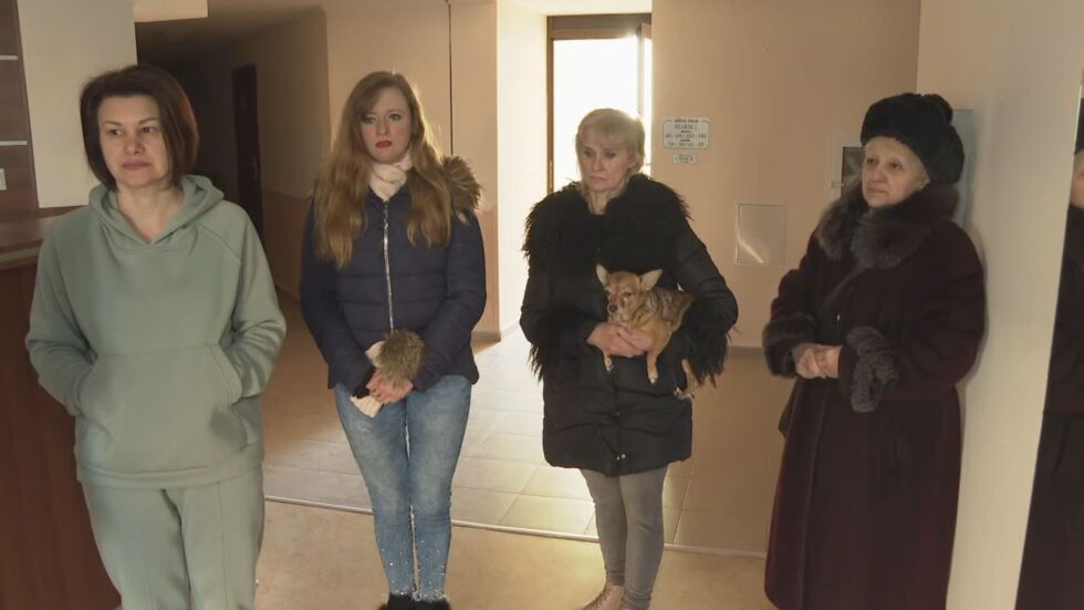 Хотелите с бежанци на ръба: Ще помогне ли държавата с храната и сметките?