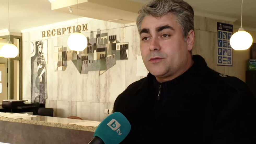 Без помощ от държавата и за хотелите, приютили бежанци в „Златни пясъци“