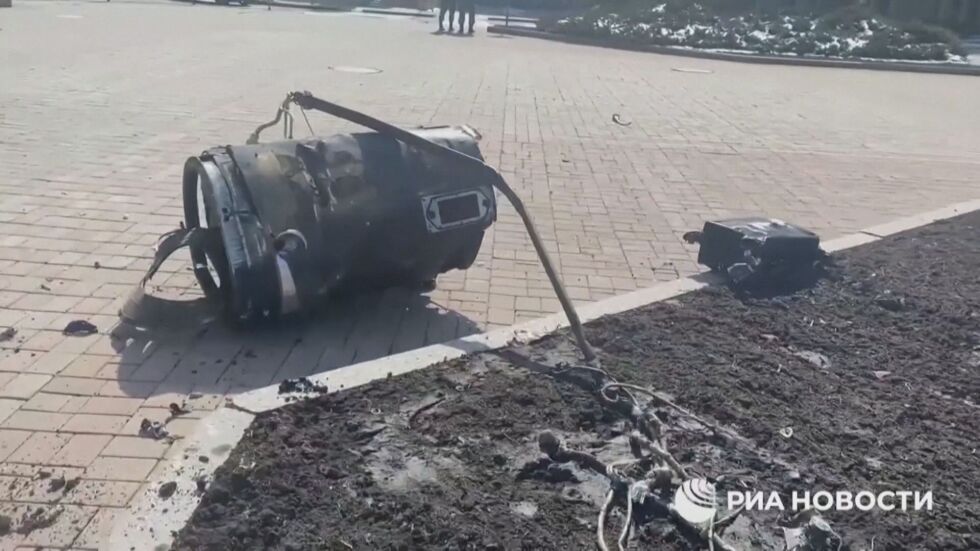 Москва vs Киев: Кой извърши ракетният удар, при който загинаха над 20 души в Донецк?