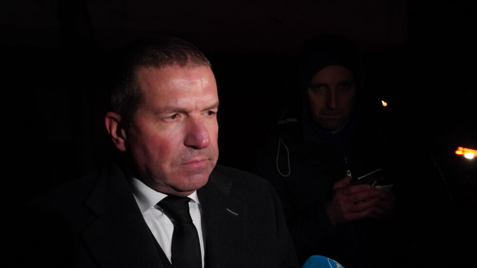 Премиерът Петков – първият разпитан по разследването срещу Борисов