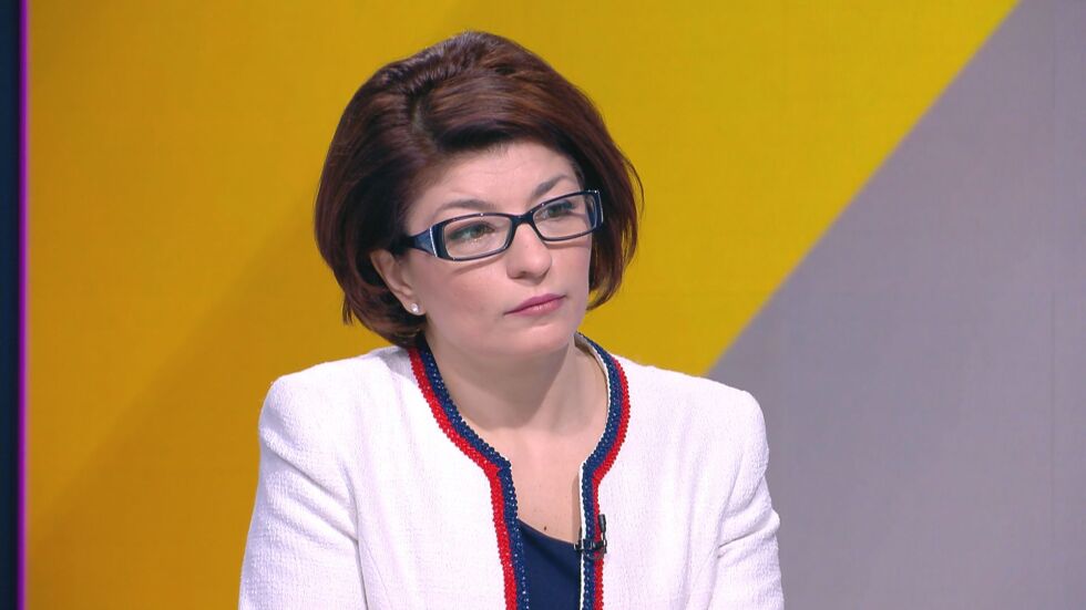 Атанасова: Енергийният министър трябва да подаде оставка заради ситуацията с газа