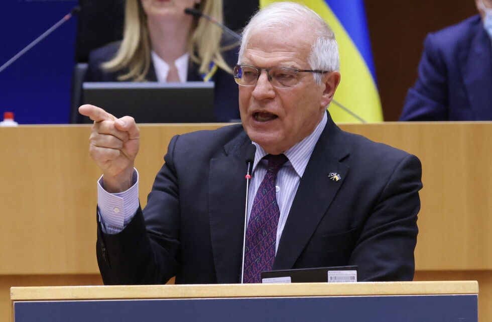 Борел: Работим за възможно най-широко международно осъждане и изолация за Русия
