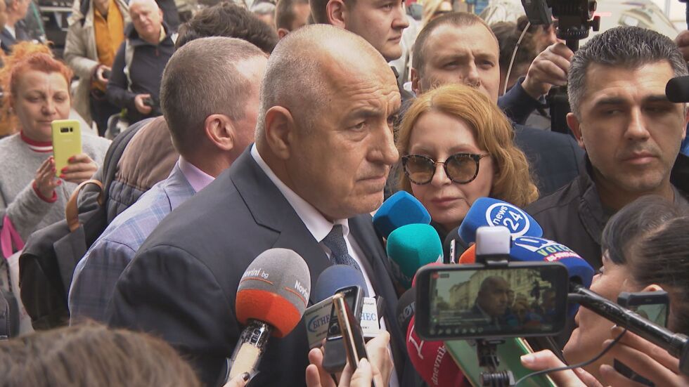Какво следва след задържането и разпита на Бойко Борисов?