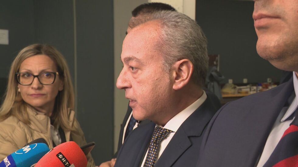 Гълъб Донев: Изборите не са застрашени заради бомбените заплахи