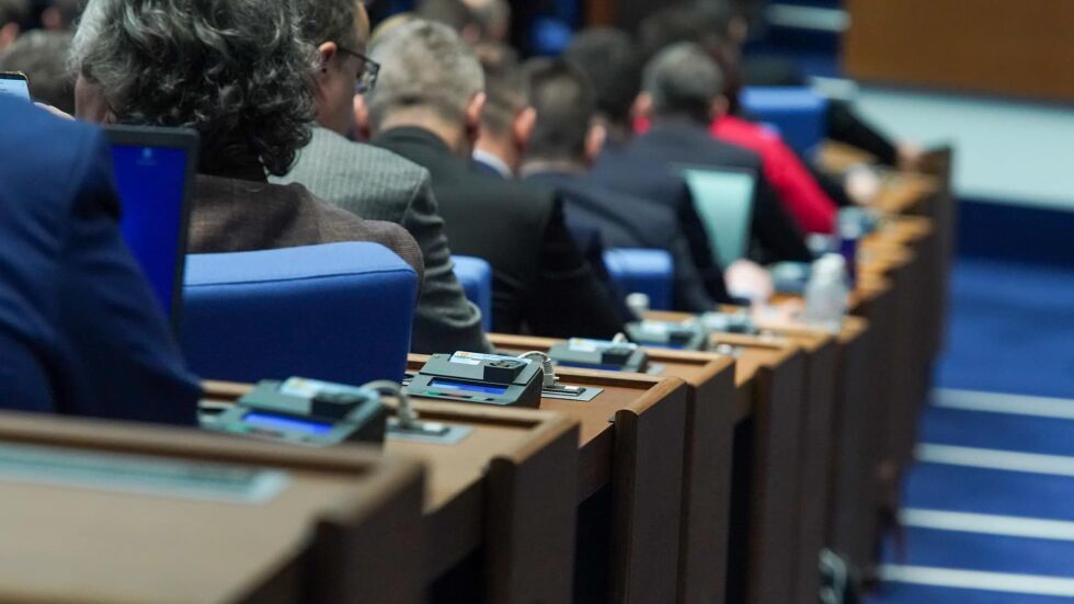 Време за преговори: Какви са шансовете да се постигне съгласие за кабинет?