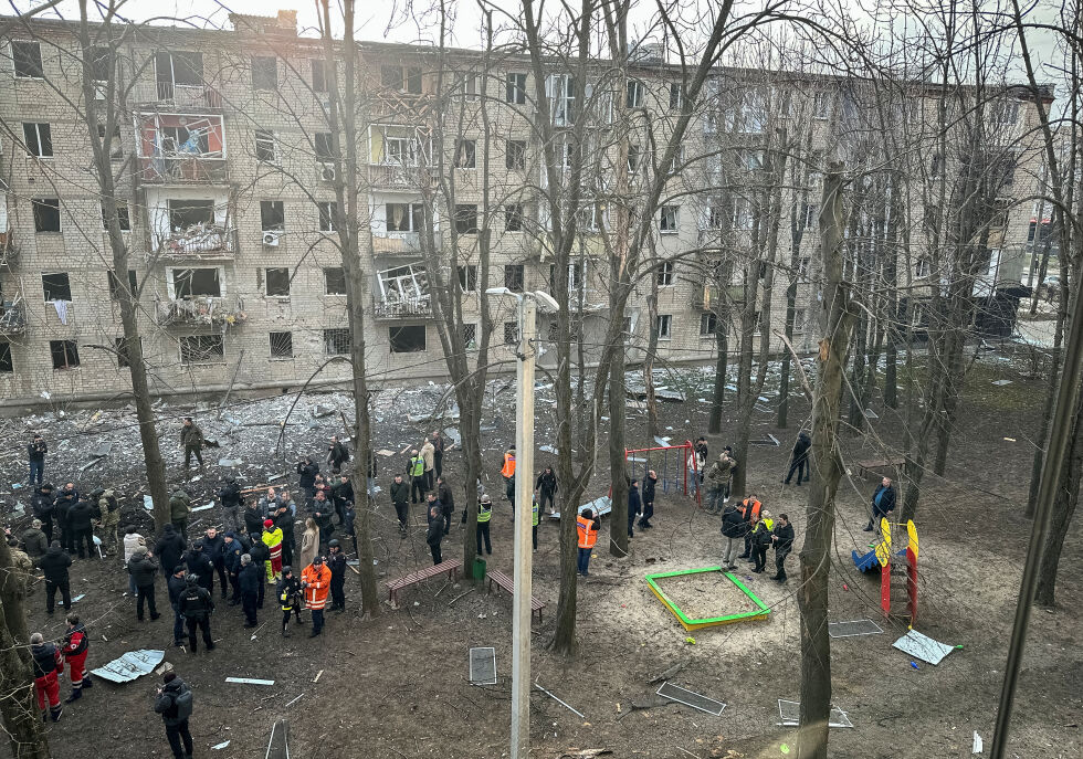 „Изглежда като нов вид оръжие“: Русия атакува Харков с „летящи бомби“, има ранени деца