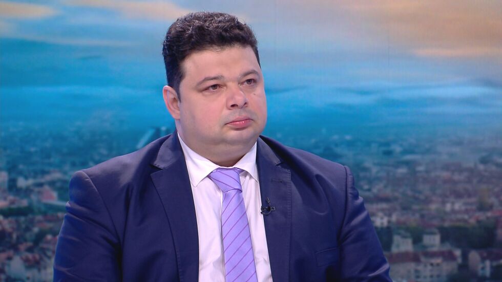 След решението на КС: Има ли основание за цялостно касиране на вота?
