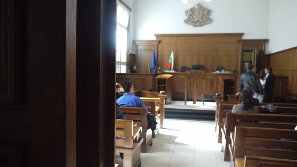 Съд отмени психиатричната експертиза на майката на стрелеца от Лясковец
