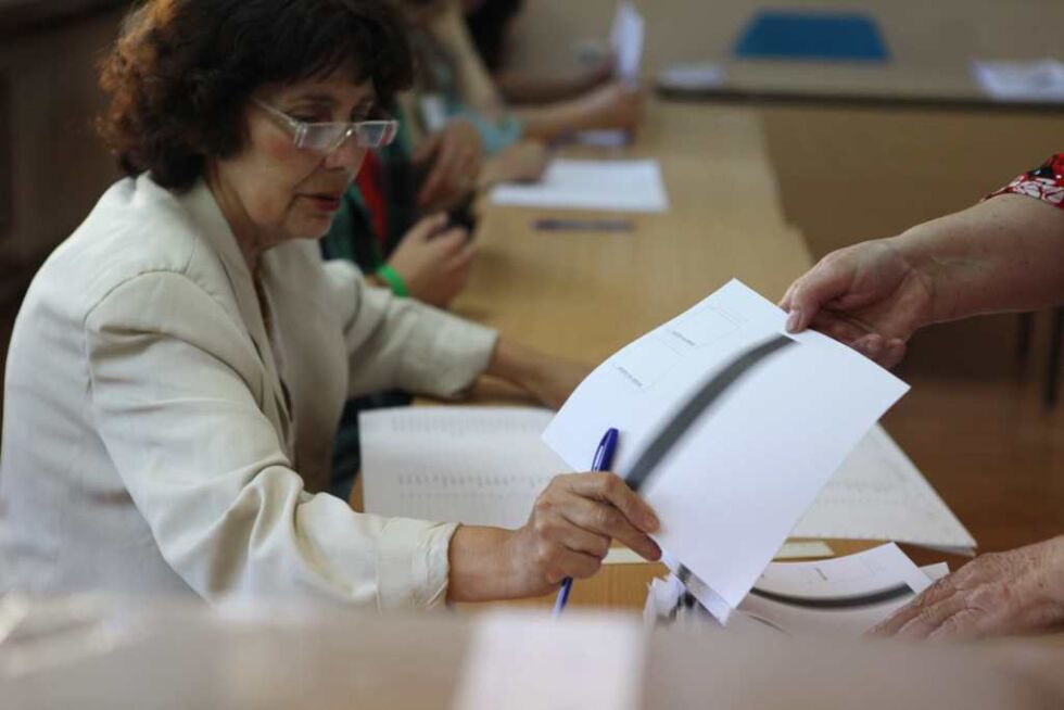 ГЕРБ с убедителна победа под тепетата