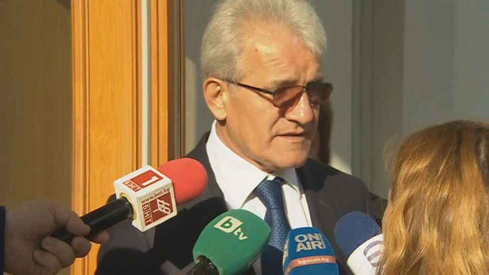 Рамадан Аталай: Много несериозно е Валери Симеонов да е в управлението