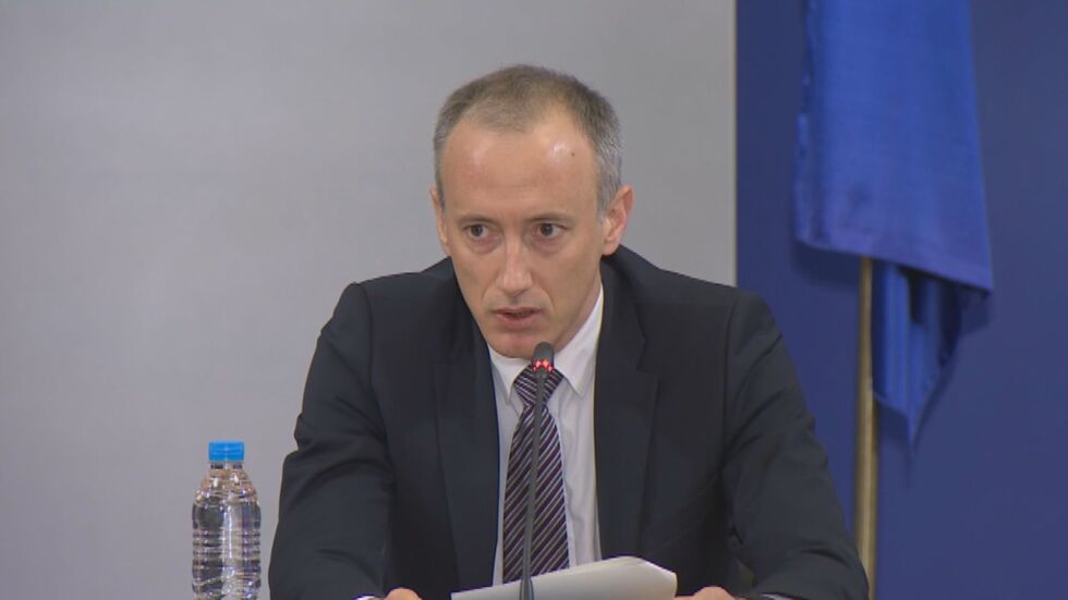Вълчев: 15 училища са поискали децата от 1. до 7. клас да са в онлайн форма на обучение 