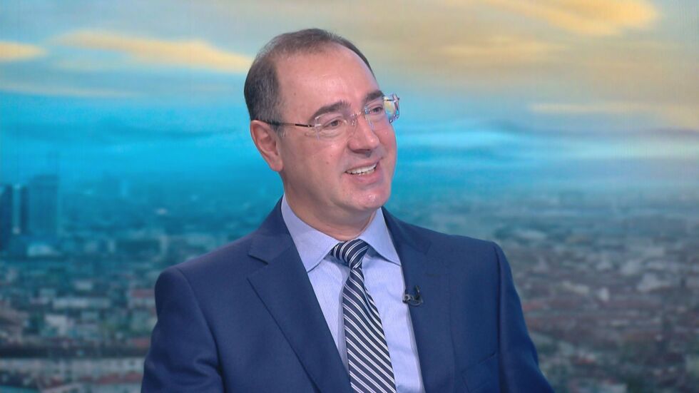 Доц. Георги Попов: Една крачка ни остава всичко да бъде наред