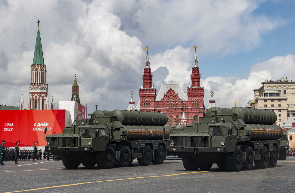 Собственикът на военен завод в Русия, който се самозапали на Червения площад, проговори за първи път