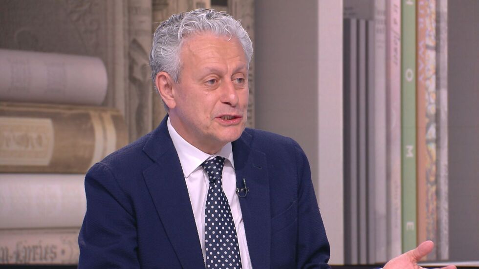Соломон Паси: По-лесно ще е да направим британско правителство, отколкото българско