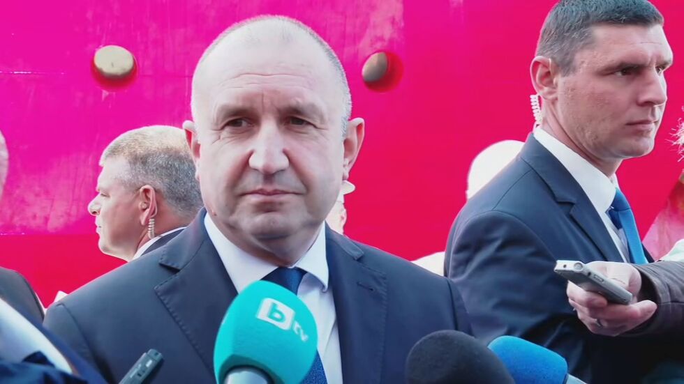 Румен Радев: Ще връча мандата скоро