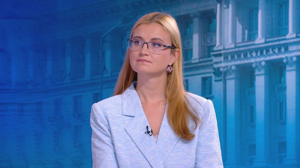 Симона Велева: Няма срок да бъде връчен първият мандат