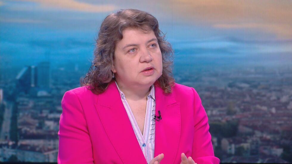 Доц. Киселова: Гешев да се оттегли, докато приключи разследването на инцидента