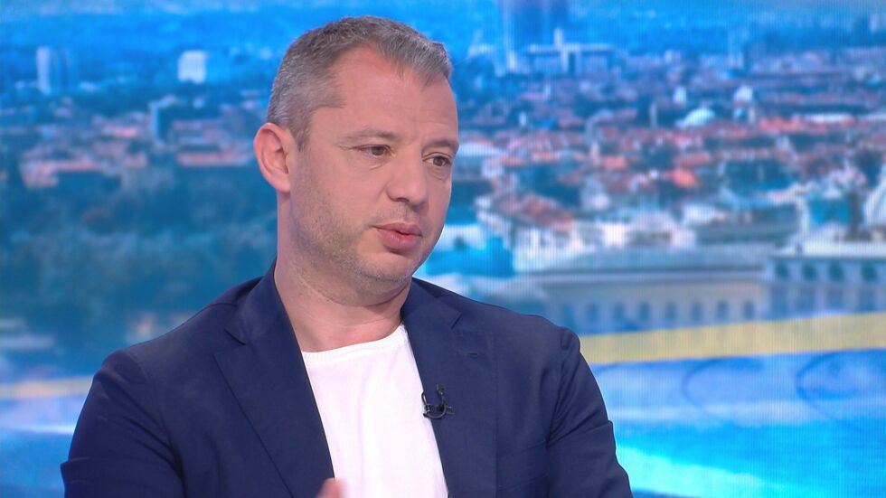 Делян Добрев за проектокабинета „Габриел“: Няма бивши министри на ГЕРБ