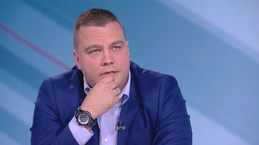 Балабанов: Задкулисно се е договорило политическо правителство с втория мандат