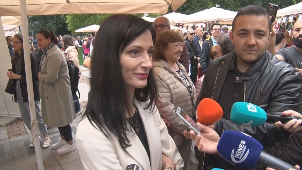 Мария Габриел за записа: Не бива да се бъркат емоциите с твърдостта
