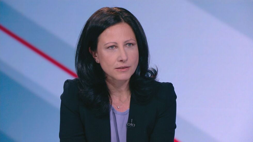 Цвета Рангелова: ПП-ДБ и ГЕРБ-СДС нямат никакво намерение да борят корупцията