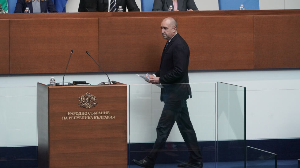 Новата власт представя плана за ограничаване на високите цени. Има ли заложени финансови бомби?