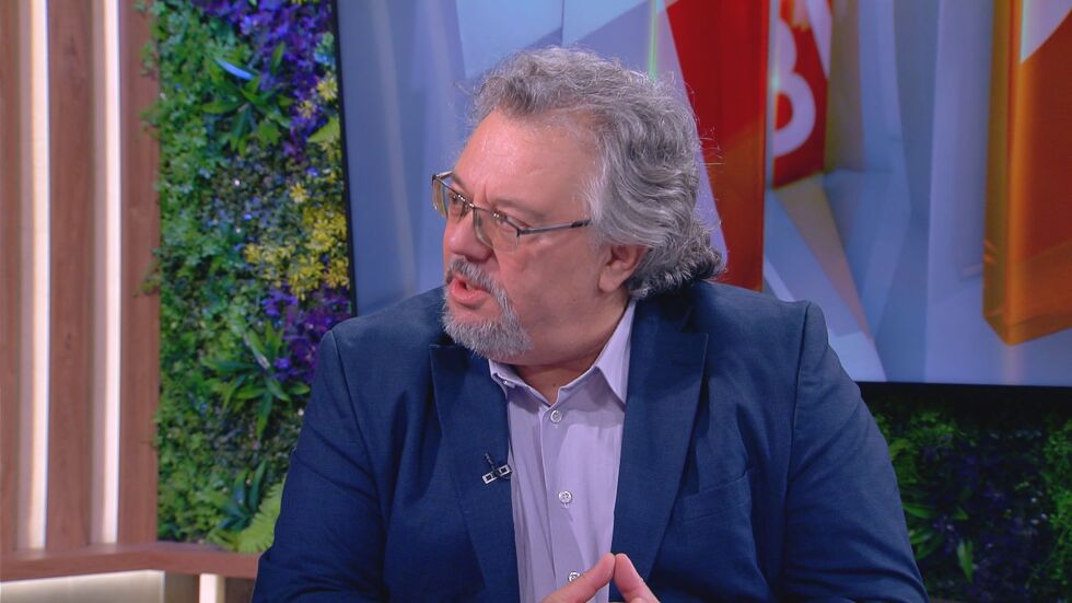 Пейков: Първите ходове на правителството не дават поводи за оптимизъм, направиха си лош PR с Пеевски