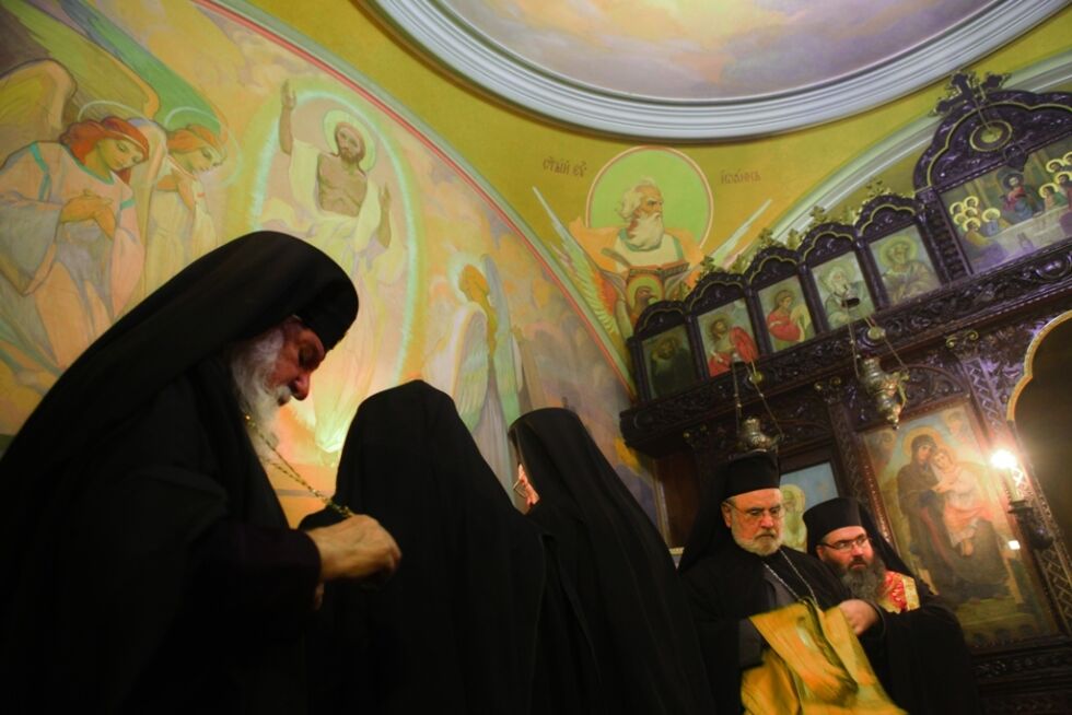 Светият синод призова "опозиционерите" да участват в заседанията