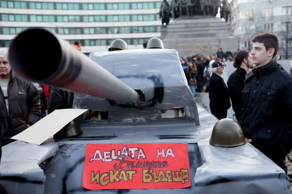 Танковете дойдоха