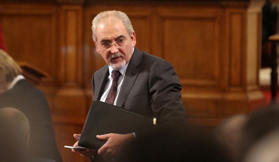 Местан: Докладът на ЕК е прецизен и обективен