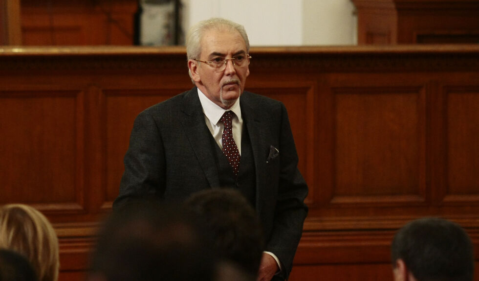 Местан напуска парламентарната група на ДПС, следват го още трима депутати