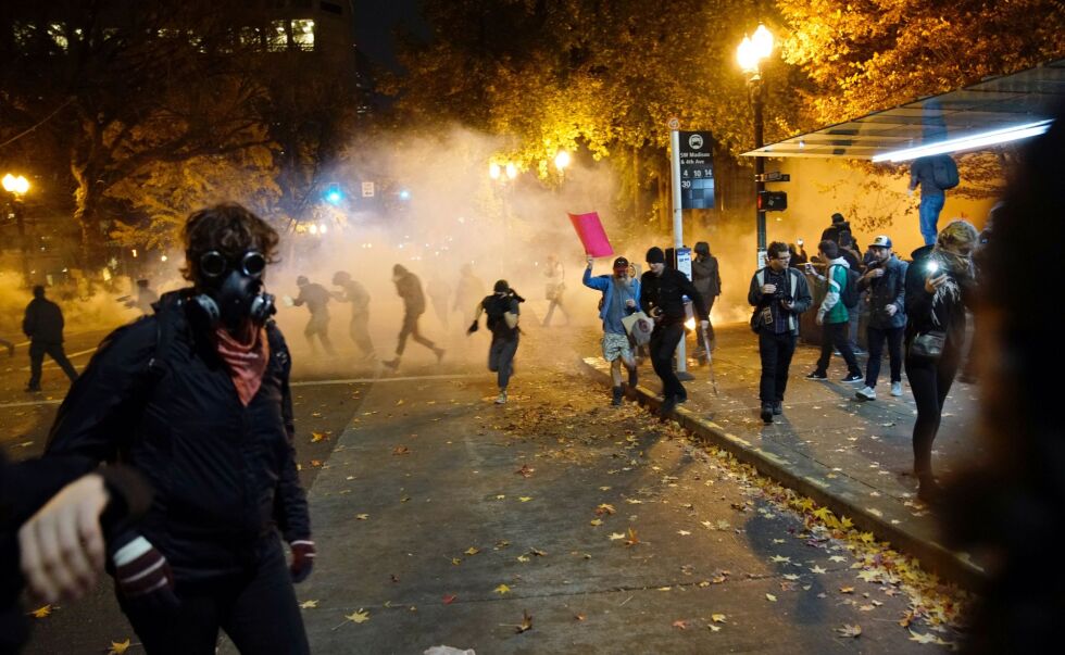 Стрелба окървави протест срещу Тръмп в Портланд (СНИМКИ)