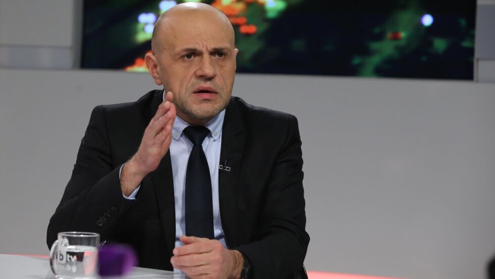 Томислав Дончев: Няма да има чистка на кметове