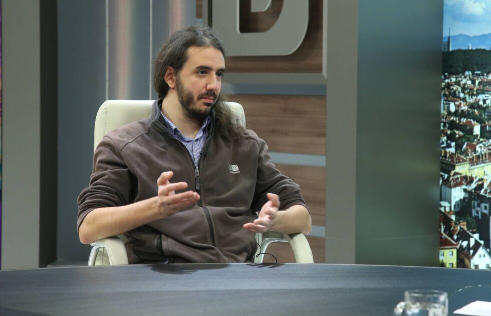 Георги Кожухаров: Мигрантите в лагера в Харманли са много наплашени (СНИМКИ и ВИДЕО)