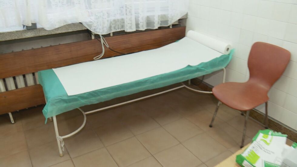 Как изглежда COVID кабинетът в столичната Осма поликлиника