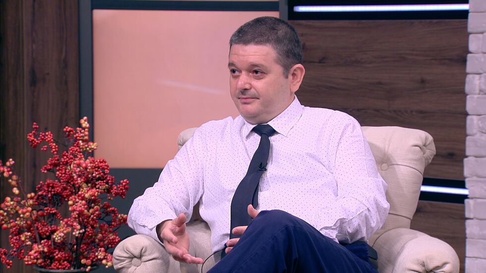 Антон Вълев: Все още има усещане за определени дефицити в аптеките