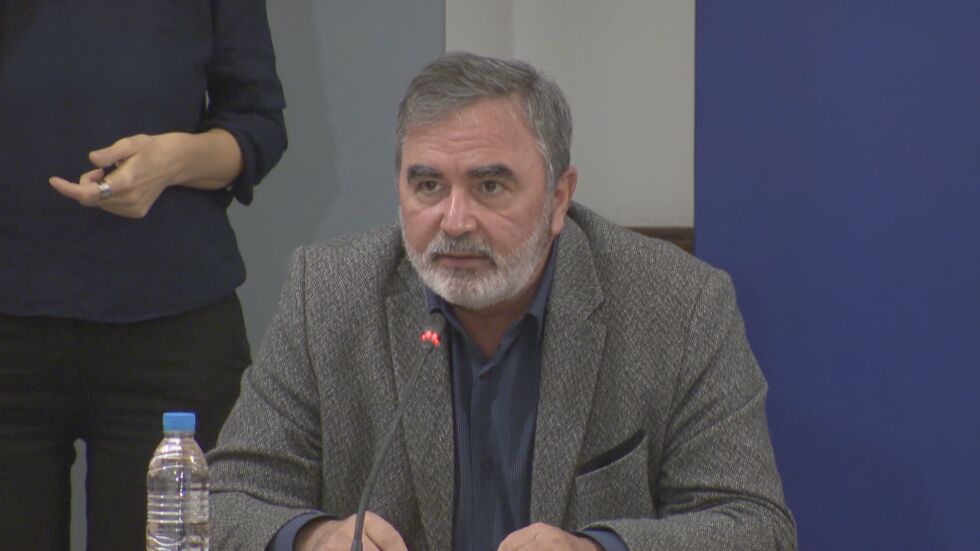 Кунчев: Няма начин новият вариант на коронавируса да не е влязъл у нас