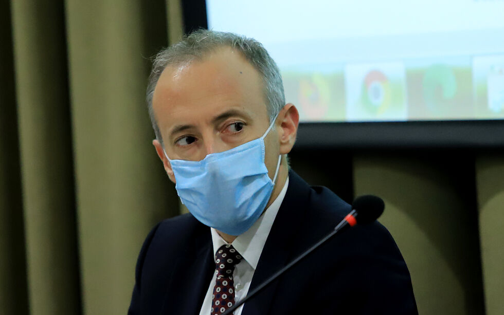 МОН обмисля удължаване на учебната година за учениците от 1. до 6. клас 