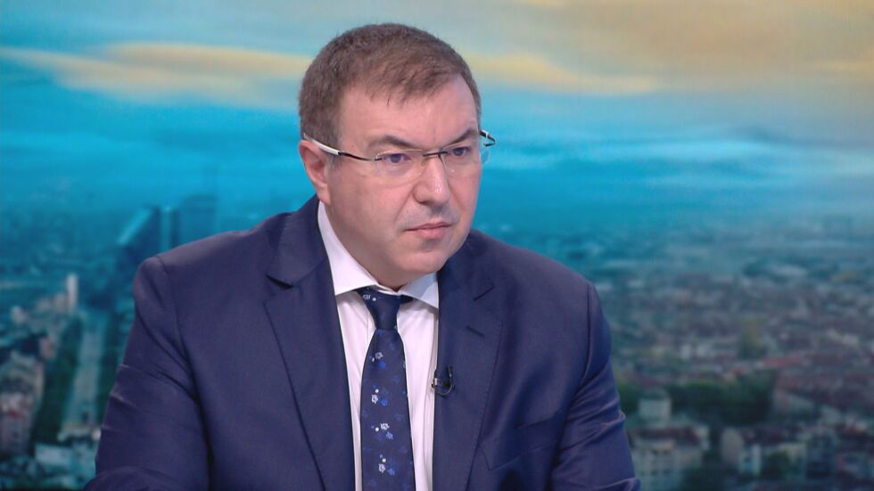 Ангелов: Не проспахме лятото, голямото недоверие към системата доведе до този резултат