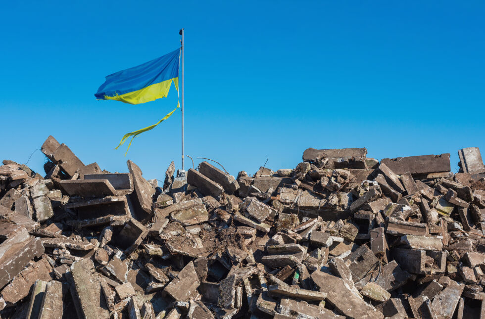 Зеленски с „план за победа“, Путин с „промени в ядрената доктрина“
