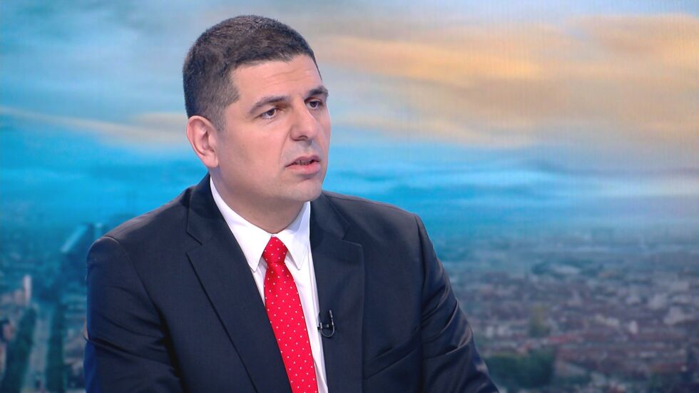 Ивайло Мирчев: Може да управляваме с ПП и да получим подкрепата на други сили