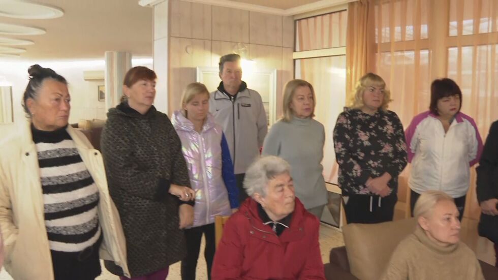 Защо украински бежанци се оказаха в държавни бази без отопление?