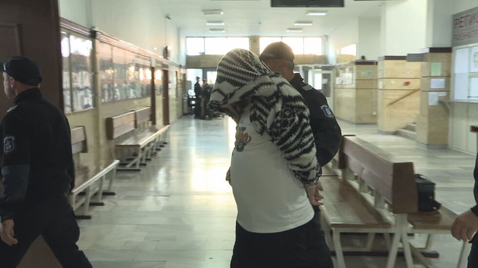 Обвинен в телефонна измама иска да върне 60 000 лева на жертвата