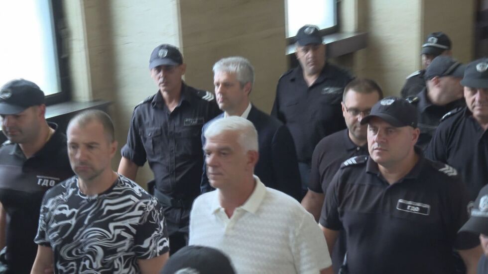Казусът „Благомир Коцев“: Реакции за варненския кмет от опозицията и управляващите
