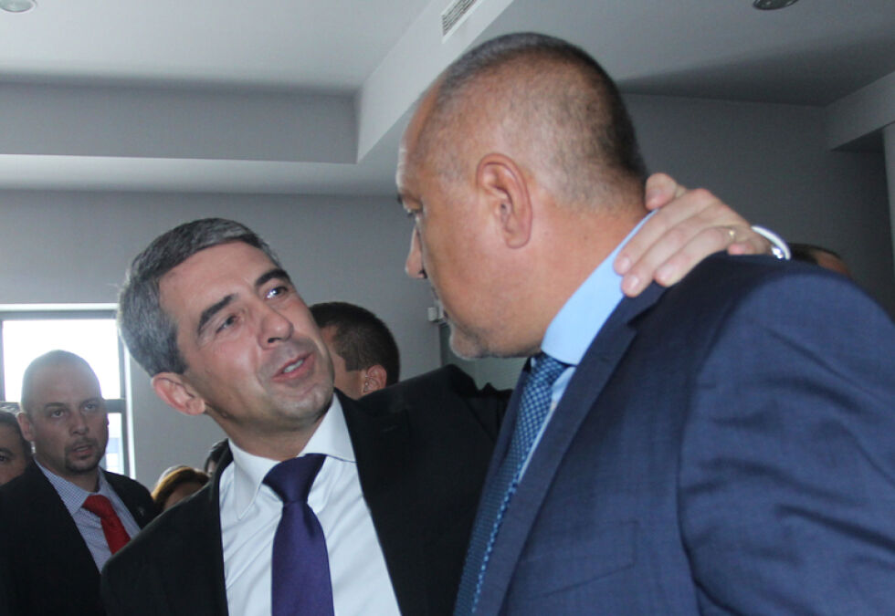 Плевнелиев се кани да пита КС за референдума