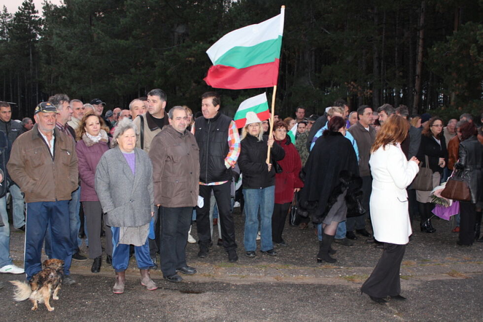 Пети ден на протести в Казанлък заради евентуално затваряне на МВР-школата в града