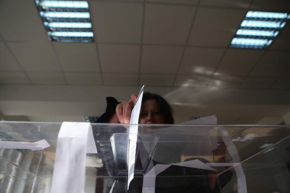 ГЕРБ ще има най-много 90 депутати в новия парламент