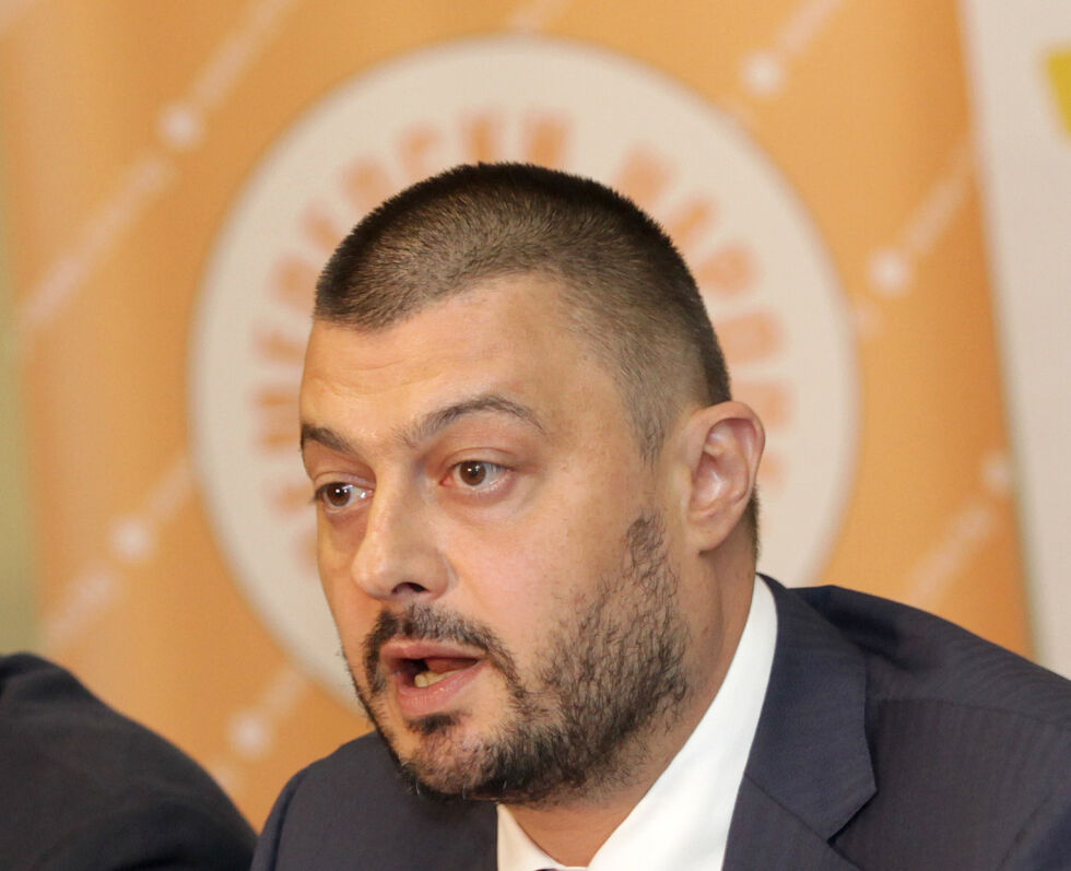 Бареков няма да участва в преговорите с Борисов