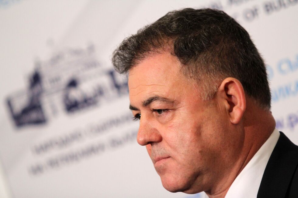 Ненчев: Важните решения не се вземат под уличен натиск